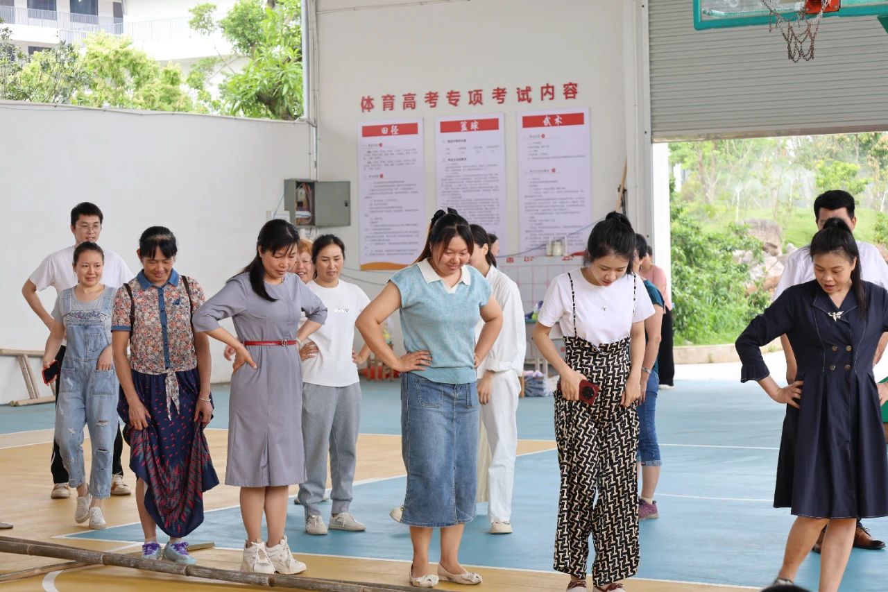 我校举行“五一”国际劳动节教职工游园活动 丨 环球体育·官方网站